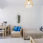 Yianna Studios Apartment