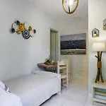 Apartment Yianna Studios *