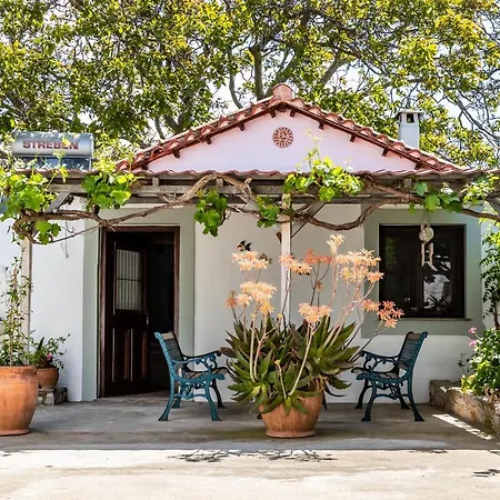 Yianna Studios Апартаменты *