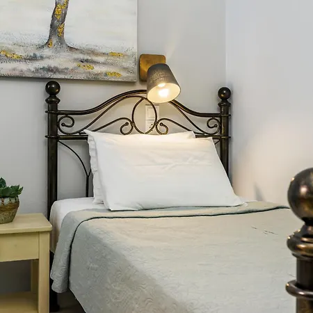 Апартаменты Yianna Studios *