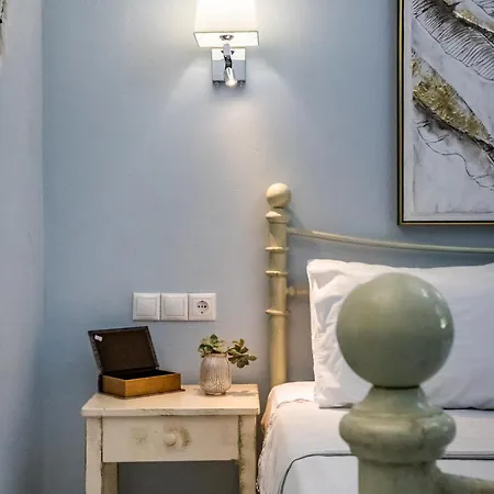 Yianna Studios * Skopelos Town
