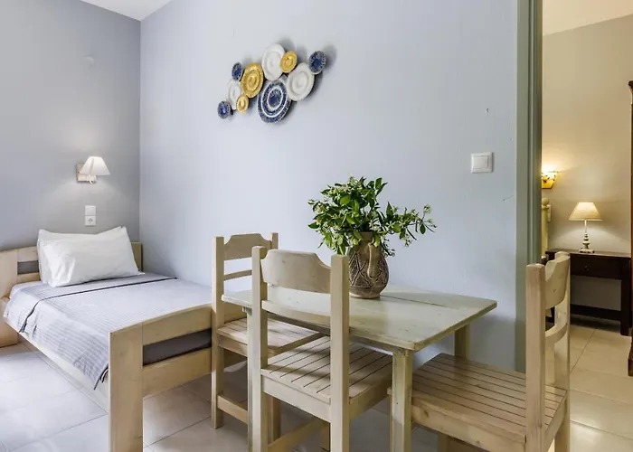 Yianna Studios Skopelos Town