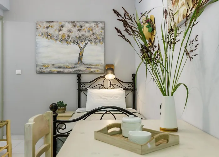 Yianna Studios Apartment Skopelos Town